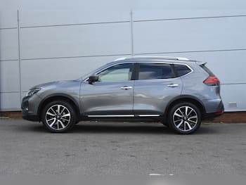 Used Nissan X-Trail 2017 for sale - 79619870: Photo