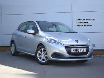 Peugeot - 208