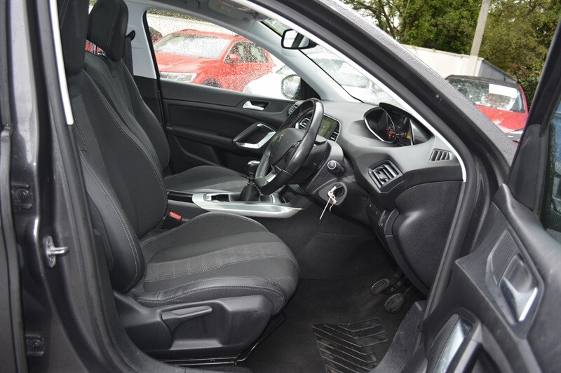 Used Peugeot 308 SW 2020 for sale - 76163801: Photo 10