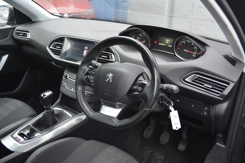 Used Peugeot 308 SW 2020 for sale - 76163801: Photo 12