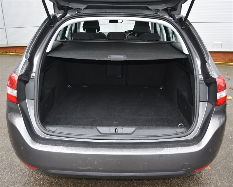 Used Peugeot 308 SW 2020 for sale - 76163801: Photo 25