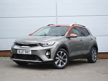 Used Kia Stonic 2017 for sale - 79694050: Photo