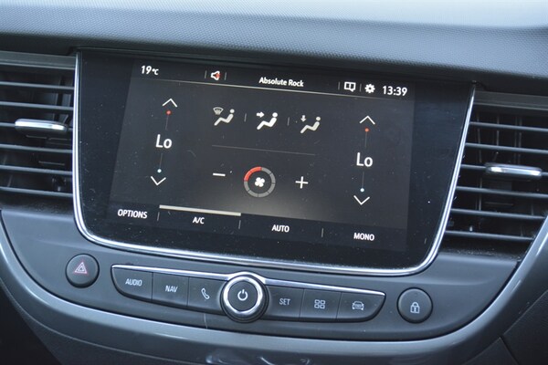 Used Vauxhall Crossland 2022 for sale - 76185908: Photo 16
