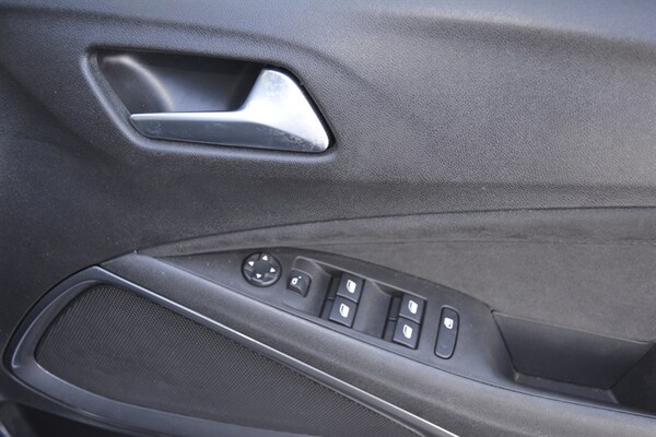 Used Vauxhall Crossland 2022 for sale - 76185908: Photo 21