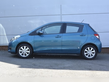 Used Toyota Yaris 2013 for sale - 78483661: Photo