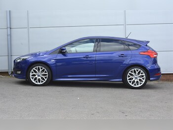 Used Ford Focus 2017 for sale - 75057300: Photo