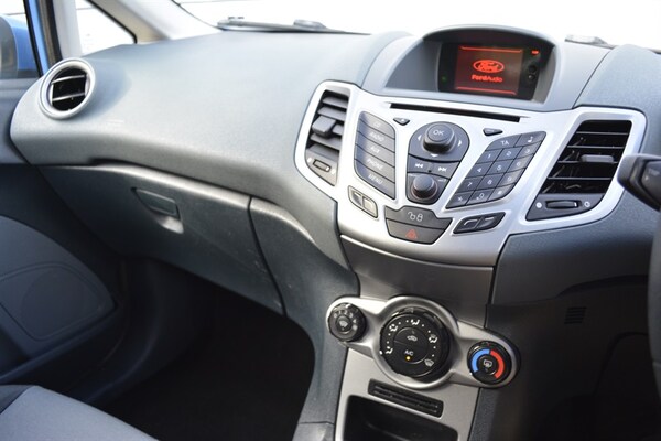 Used Ford Fiesta 2009 for sale - 75700532: Photo 12