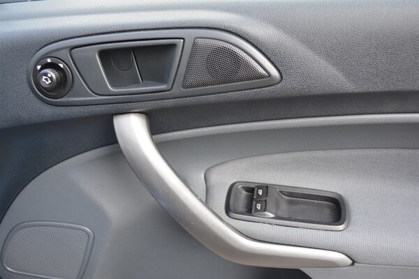 Used Ford Fiesta 2009 for sale - 75700532: Photo 18