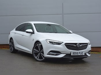 Vauxhall - Insignia