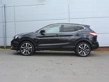 Used Nissan Qashqai 2017 for sale - 75598431: Photo