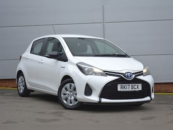 Used Toyota Yaris 2017 for sale - 75643759: Photo