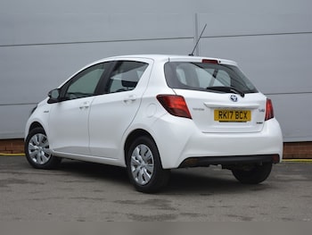 Used Toyota Yaris 2017 for sale - 75643759: Photo