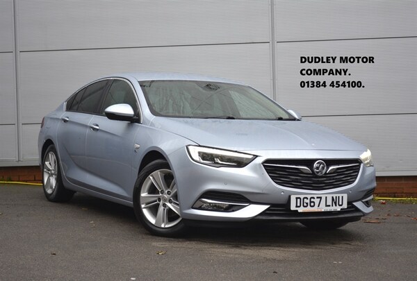 Used Vauxhall Insignia 2017 for sale - 76148488: Photo 1
