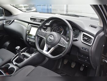 Used Nissan Qashqai 2018 for sale - 78840306: Photo