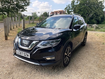 Used Nissan X-Trail 2017 for sale - 79396107: Photo