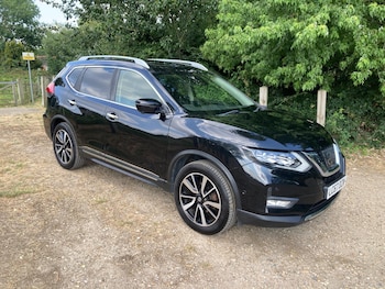 Used Nissan X-Trail 2017 for sale - 79396107: Photo