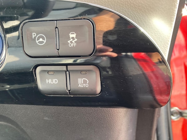 Used Toyota Prius 2018 for sale - 75618391: Photo 38