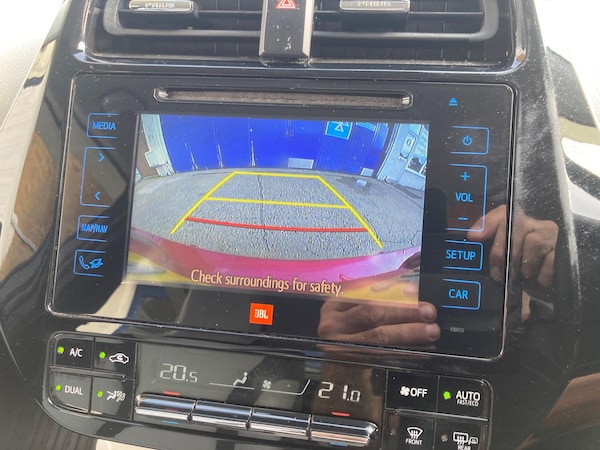 Used Toyota Prius 2018 for sale - 75618391: Photo 51