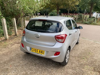 Used Hyundai i10 2015 for sale - 79838766: Photo