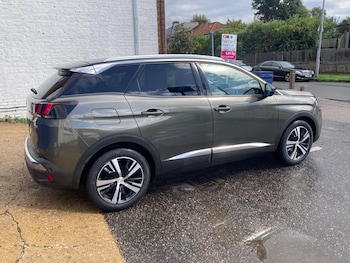 Used Peugeot 3008 2017 for sale - 75940442: Photo