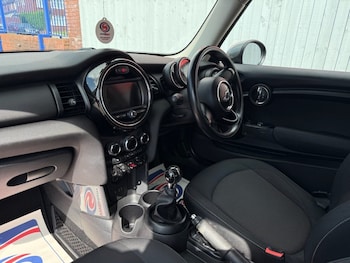 Used MINI Hatch 2018 for sale - 75503681: Photo