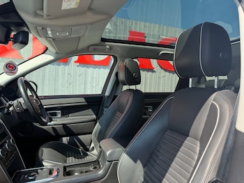 Used Land Rover Discovery Sport 2018 for sale - 75631153: Photo