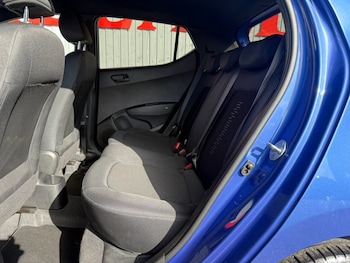 Used Hyundai i10 2018 for sale - 75776901: Photo