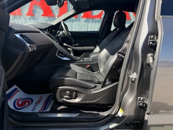 Used Jaguar E-Pace 2019 for sale - 75503831: Photo
