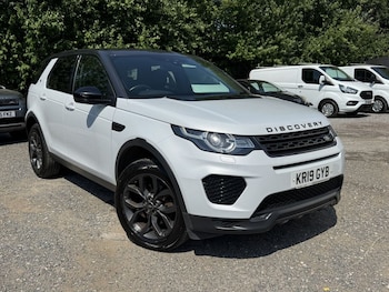 Used Land Rover Discovery Sport 2019 for sale - 79027020: Photo