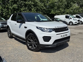 Used Land Rover Discovery Sport 2019 for sale - 79027061: Photo