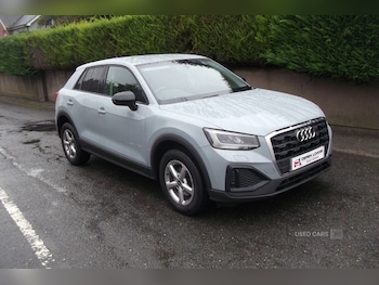 Audi - Q2