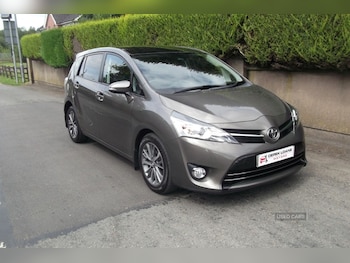 Used Toyota Verso 2016 for sale - 79472708: Photo