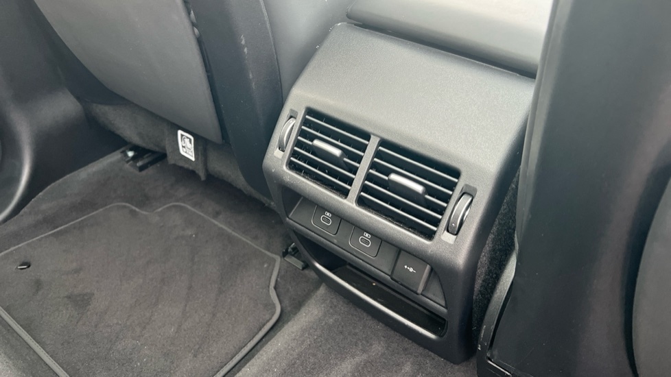 Used Land Rover Discovery Sport 2024 for sale - 76507526: Photo 18