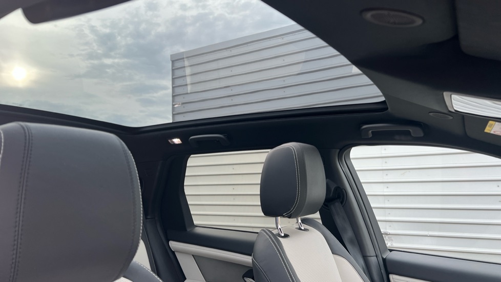 Used Land Rover Discovery Sport 2024 for sale - 76507526: Photo 21