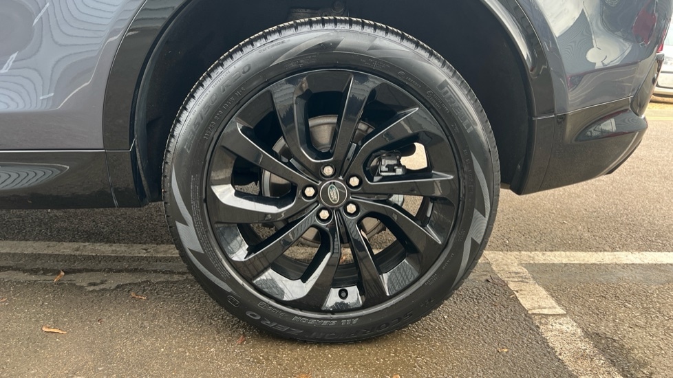 Used Land Rover Discovery Sport 2024 for sale - 76507526: Photo 31