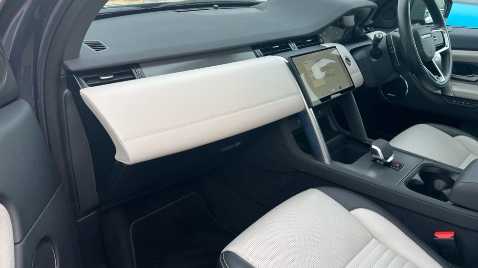 Used Land Rover Discovery Sport 2024 for sale - 76507526: Photo 35