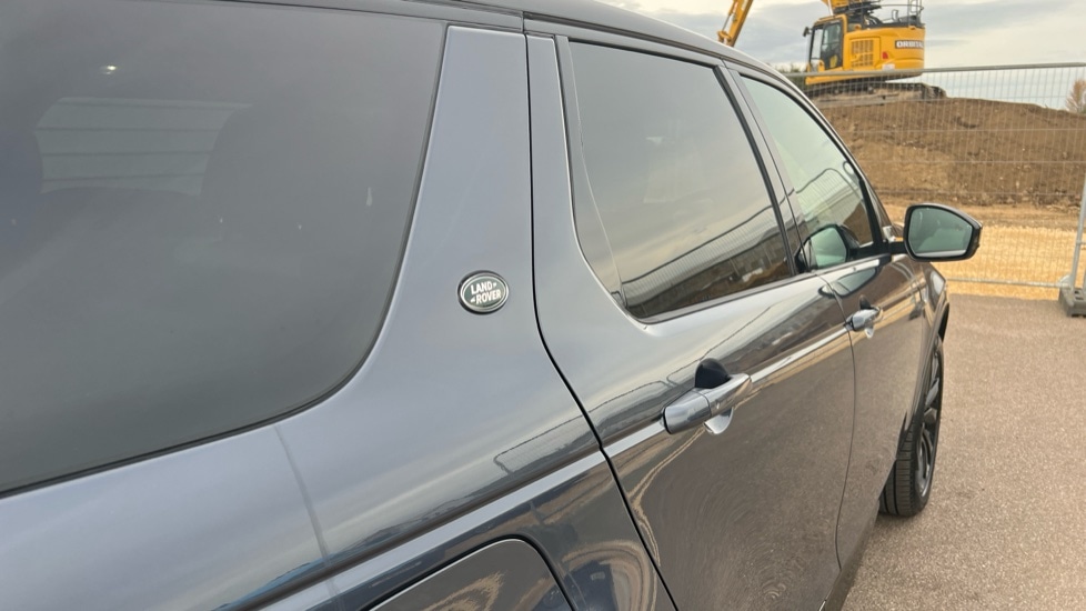Used Land Rover Discovery Sport 2024 for sale - 76507526: Photo 39