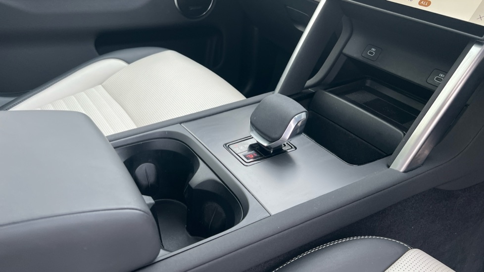 Used Land Rover Discovery Sport 2024 for sale - 76507526: Photo 47