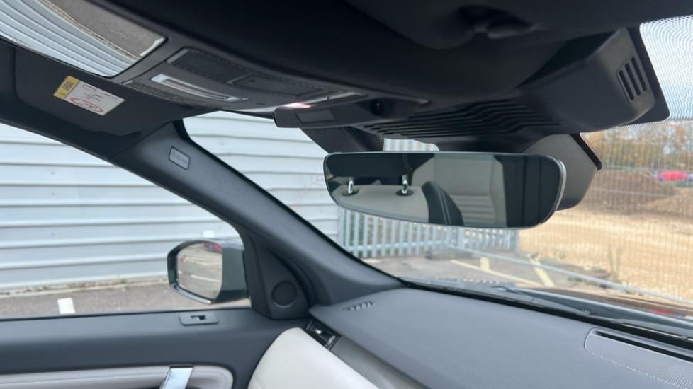 Used Land Rover Discovery Sport 2024 for sale - 76507526: Photo 48