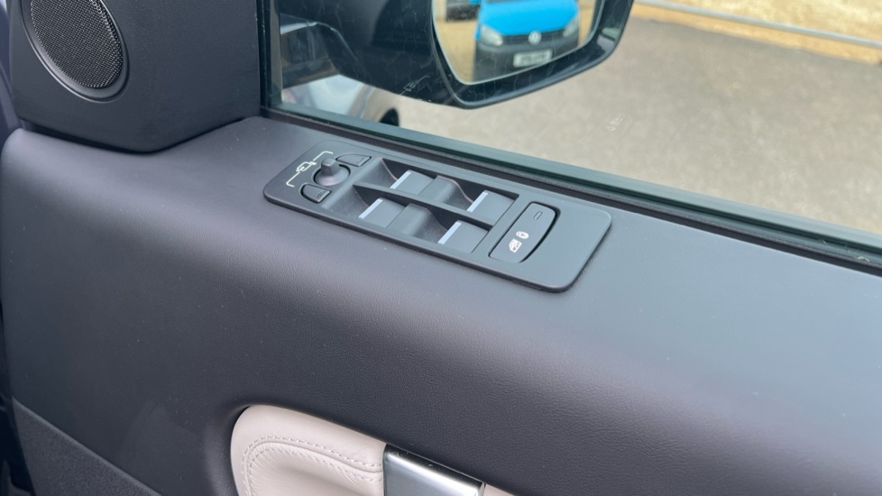 Used Land Rover Discovery Sport 2024 for sale - 76507526: Photo 49