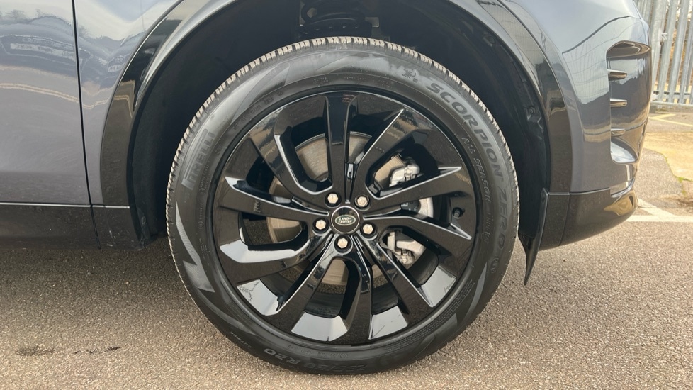 Used Land Rover Discovery Sport 2024 for sale - 76507526: Photo 8
