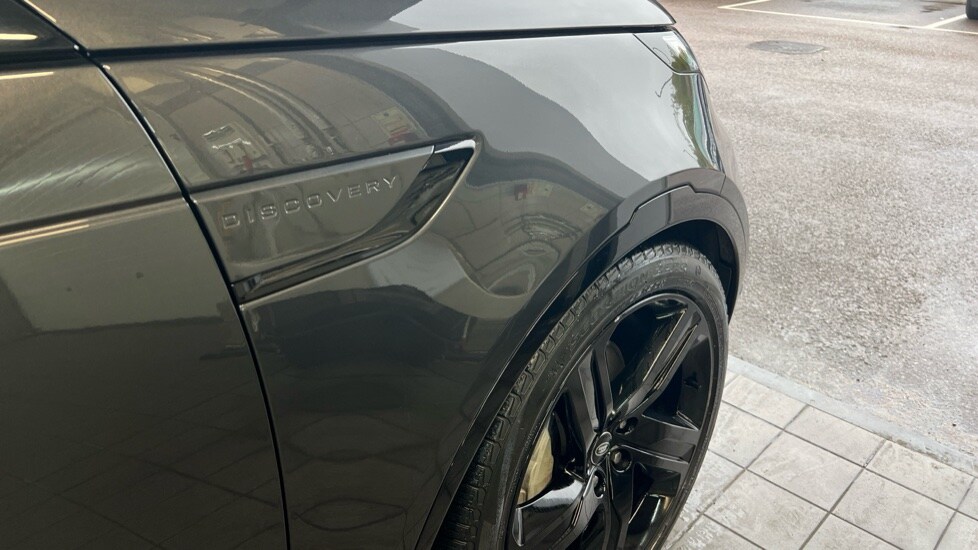 Used Land Rover Discovery 2023 for sale - 76146016: Photo 22