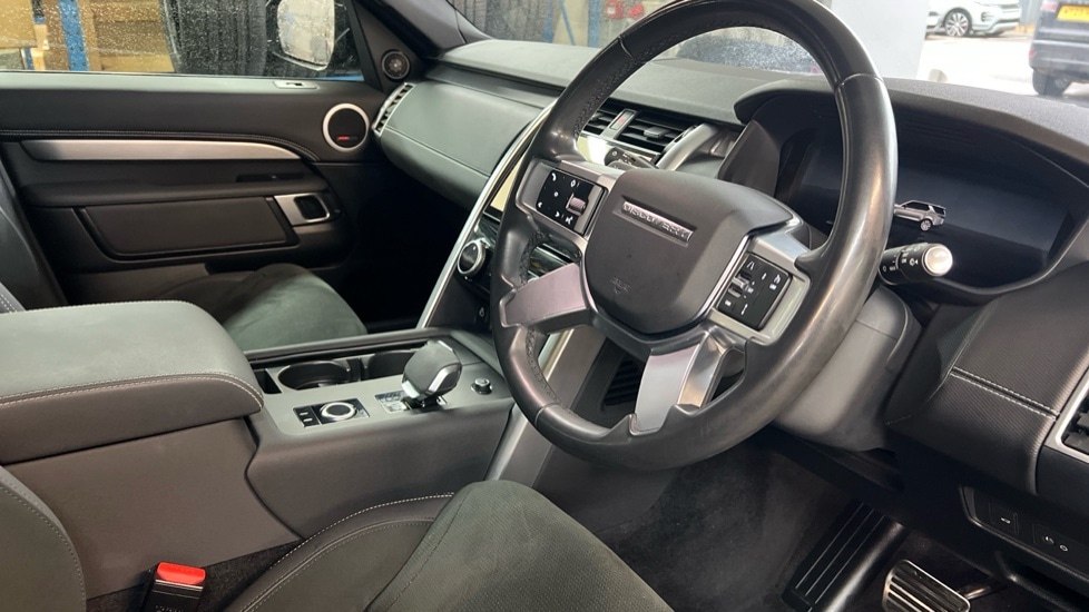 Used Land Rover Discovery 2023 for sale - 76146016: Photo 38