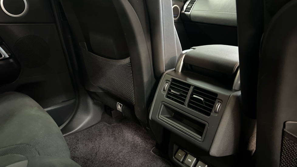 Used Land Rover Discovery 2023 for sale - 76146016: Photo 42