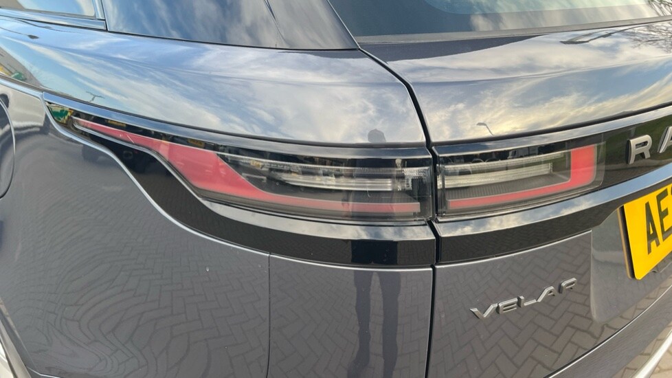 Used Land Rover Range Rover Velar 2025 for sale - 75472696: Photo 39