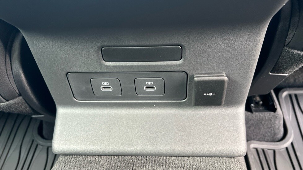 Used Land Rover Range Rover Velar 2025 for sale - 75472696: Photo 43