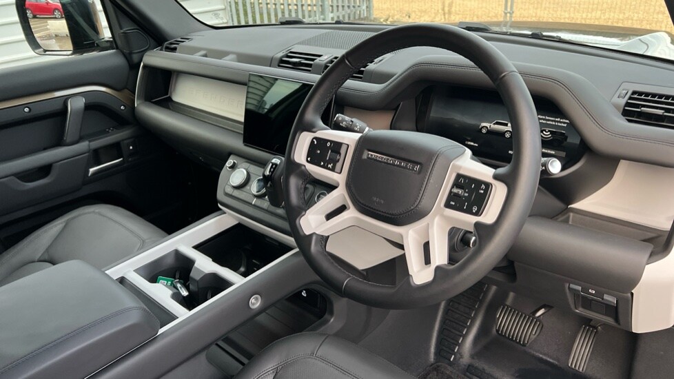 Used Land Rover Defender 2025 for sale - 76874297: Photo 28