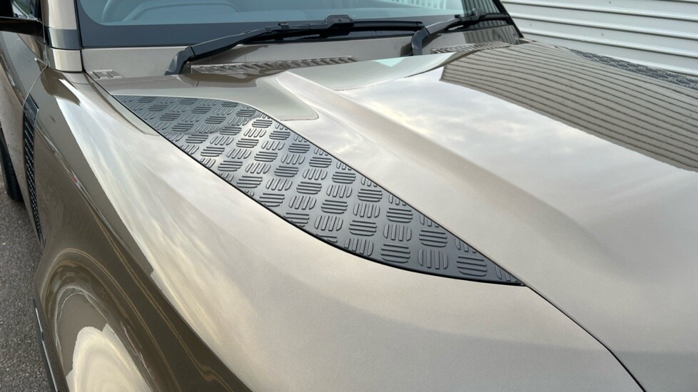 Used Land Rover Defender 2025 for sale - 76874297: Photo 34