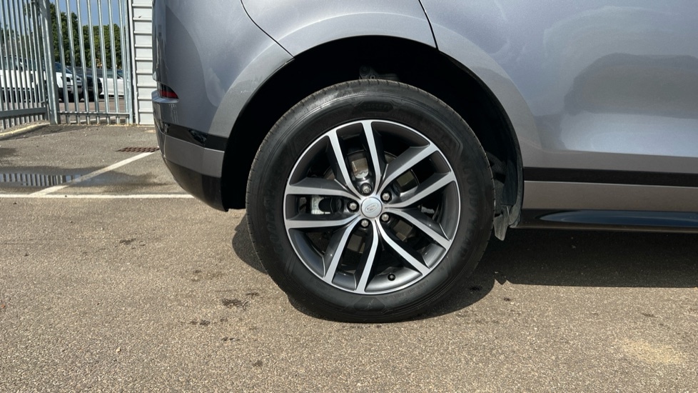 Used Land Rover Range Rover Evoque 2024 for sale - 76977685: Photo 32