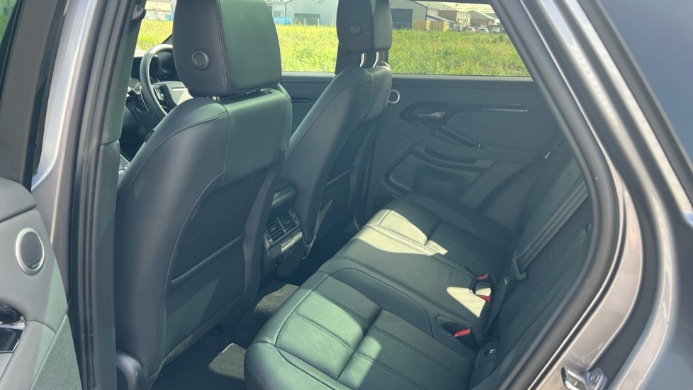 Used Land Rover Range Rover Evoque 2024 for sale - 76977685: Photo 4